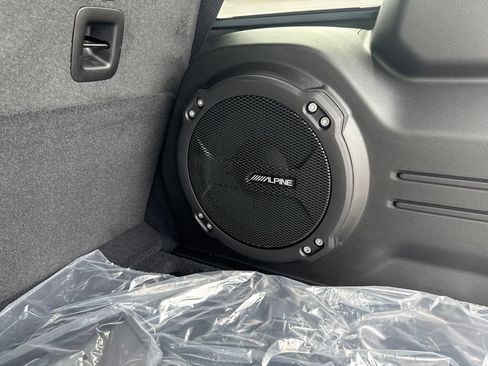 New 2026 Jeep Wrangler Unlimited Sahara AWD/4WD image 22