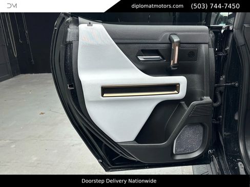 Used 2024 GMC Hummer EV 3X image 24