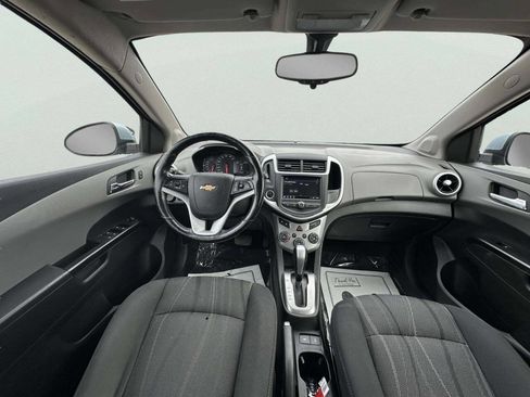 Used 2018 Chevrolet Sonic LT w/ Convenience Package image 16