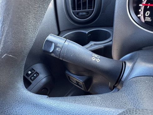 Used 2009 Nissan Cube 1.8 S w/ Interior Illumination Pkg image 20