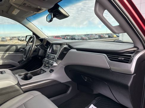 Used 2016 Chevrolet Suburban LT w/ Luxury Package image 39