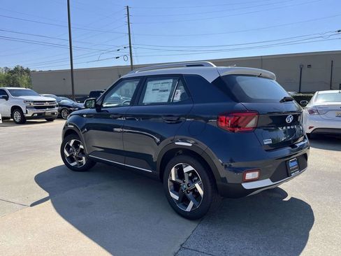 New 2026 Hyundai Venue SEL image 6