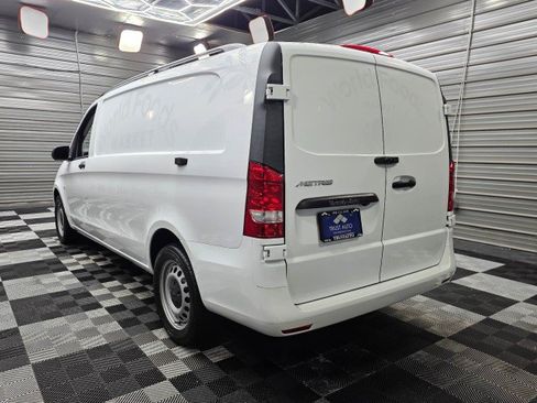 Used 2021 Mercedes-Benz Metris image 8