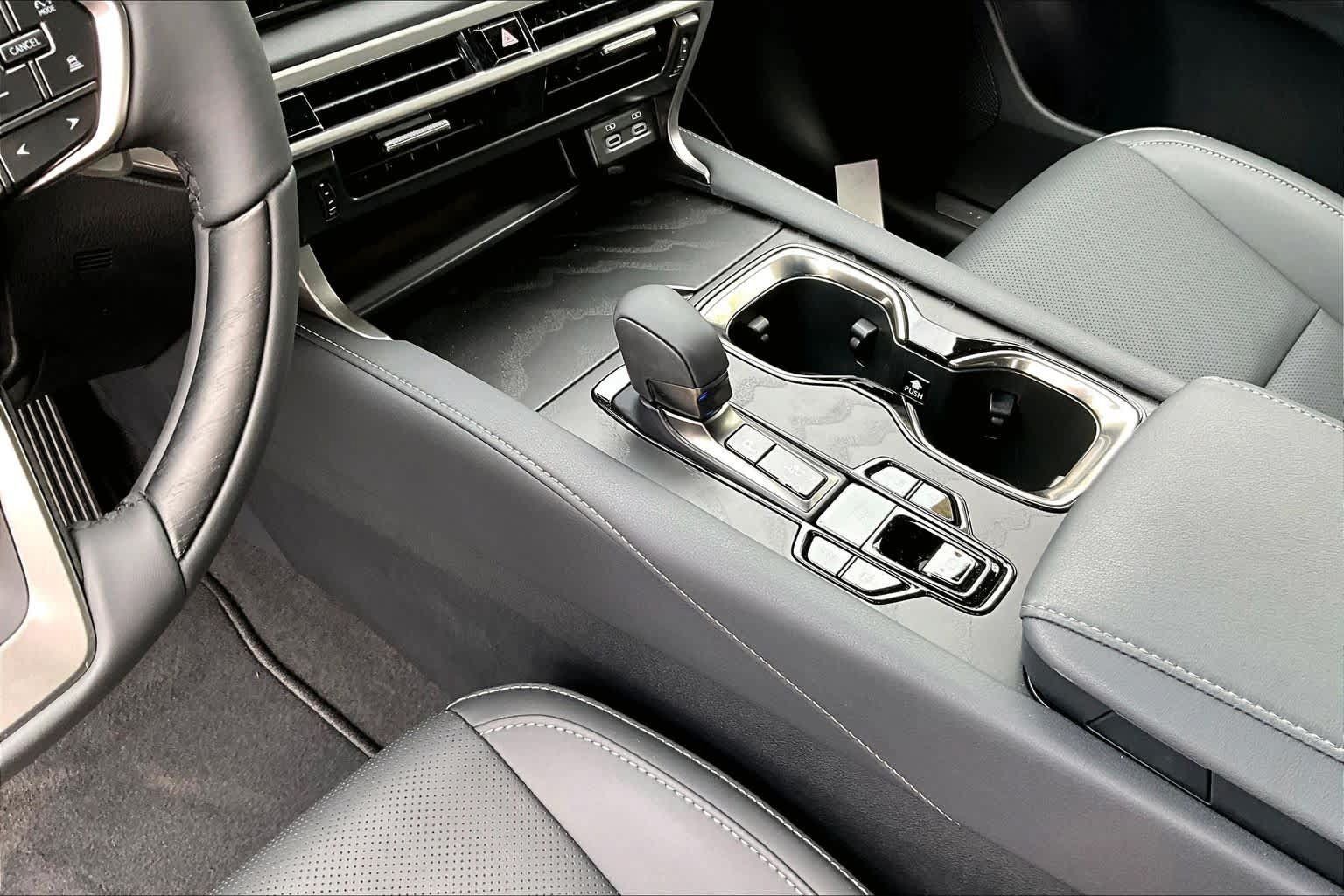 New 2026 Lexus RX 350 Premium w/ Accessory Package (Z1) AWD/4WD image 8