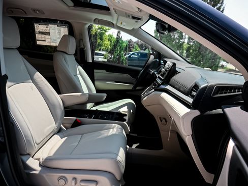 New 2026 Honda Odyssey EX-L image 32