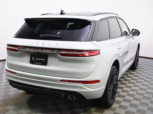 New 2026 Lincoln Corsair Premiere image 6