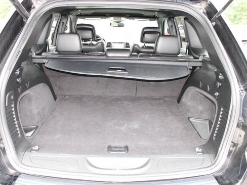 Used 2018 Jeep Grand Cherokee Altitude AWD/4WD image 24