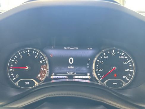 Used 2022 Jeep Renegade Latitude w/ Convenience Group AWD/4WD image 35