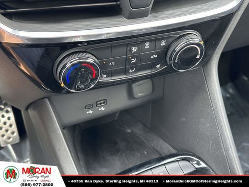 Certified 2024 Buick Encore GX Sport Touring w/ Comfort Package FWD image 27