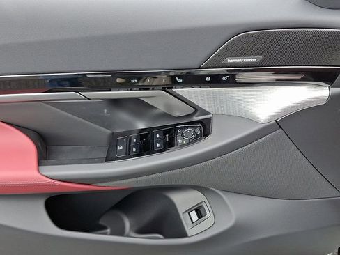 Certified 2026 BMW 530i xDrive w/ M Sport Package image 12