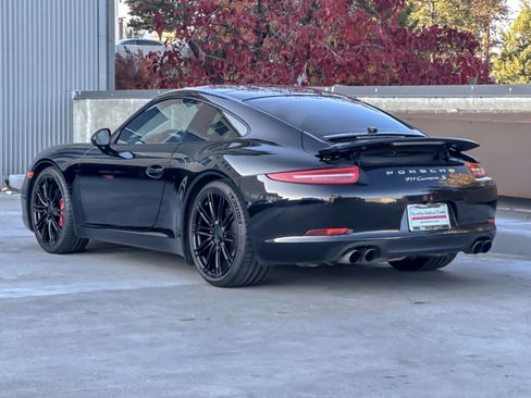 Used 2015 Porsche 911 Carrera S image 3