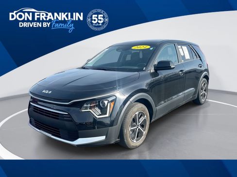Used 2024 Kia Niro LX image 1
