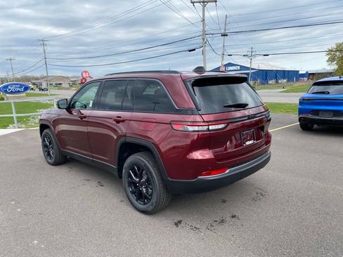 New 2026 Jeep Grand Cherokee Altitude AWD/4WD image 7