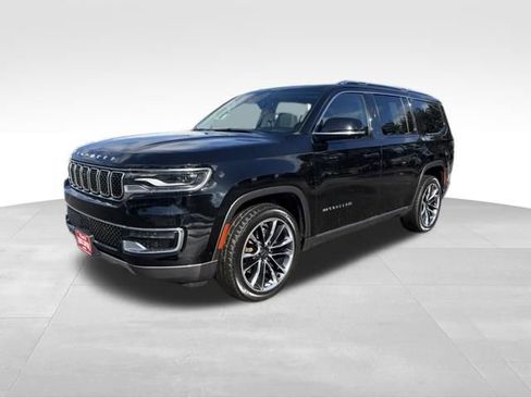 Used 2022 Jeep Wagoneer Series III w/ Premium Group I image 7