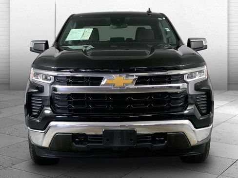 Used 2023 Chevrolet Silverado 1500 LT AWD/4WD image 2