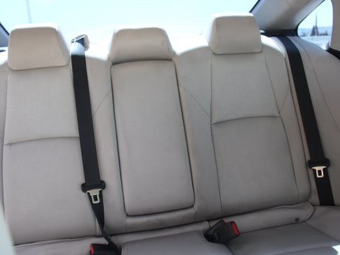 Used 2019 Honda Accord LX image 19