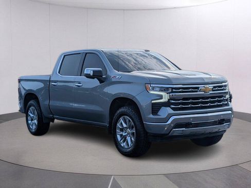 Certified 2024 Chevrolet Silverado 1500 LTZ AWD/4WD image 9