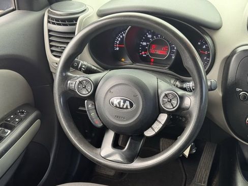 Used 2018 Kia Soul image 14