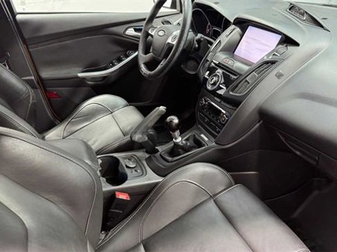 Used 2014 Ford Focus ST w/ Equipment Group 202A image 19