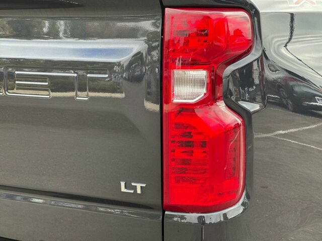 Used 2023 Chevrolet Silverado 1500 LT w/ Protection Package AWD/4WD image 32