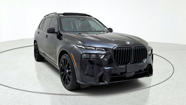 Used 2023 BMW X7 xDrive40i w/ Executive Package AWD/4WD image 2