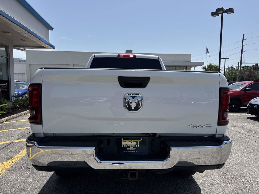 Used 2025 RAM 2500 Big Horn AWD/4WD image 8