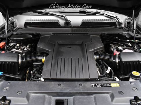 Used 2025 Land Rover Defender 110 AWD/4WD image 58