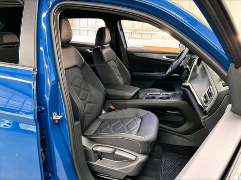 New 2026 Volkswagen Atlas Cross Sport SE image 30