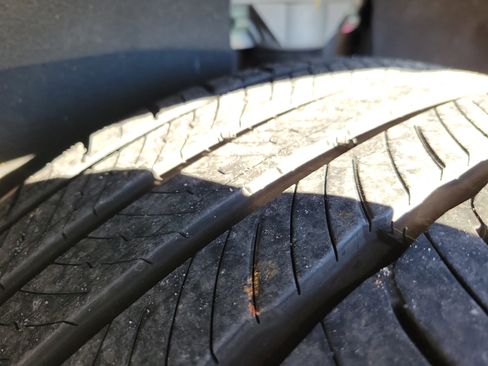 Used 2023 Genesis GV70 3.5T Sport w/ Sport Prestige Package image 9