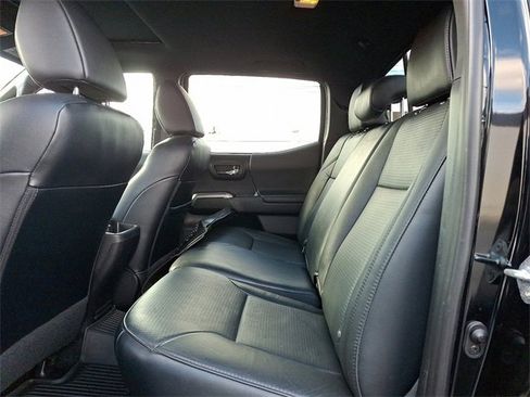Certified 2021 Toyota Tacoma Limited image 10