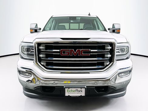 Used 2018 GMC Sierra 1500 SLT image 2