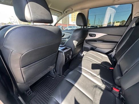 Certified 2023 Nissan Murano SV w/ SV Midnight Edition Package FWD image 18