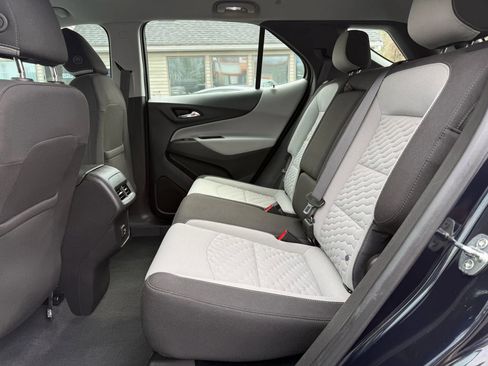 Used 2021 Chevrolet Equinox LS image 20