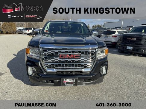 Used 2022 GMC Canyon Denali image 2