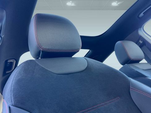 New 2026 Mercedes-Benz GLA 250 image 25