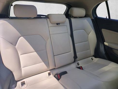 Used 2015 Mercedes-Benz GLA 250 image 23