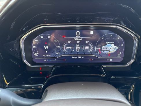 Used 2022 GMC Sierra 1500 SLT w/ SLT Convenience Package image 37