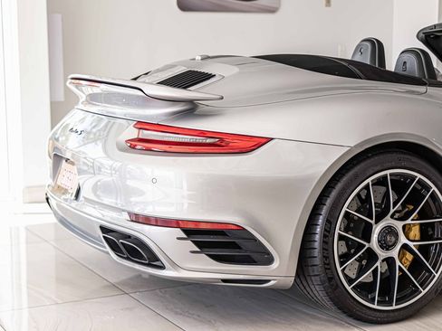 Used 2017 Porsche 911 Turbo S image 13