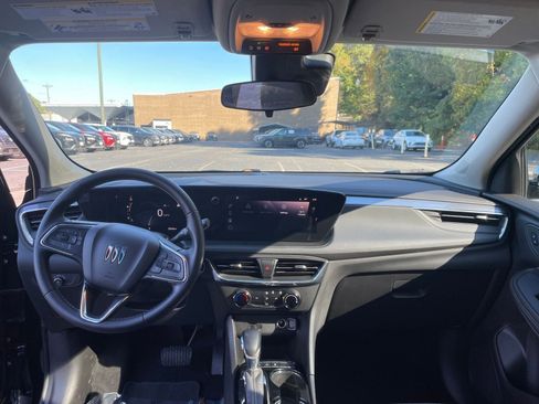 Used 2025 Buick Encore GX Preferred image 29
