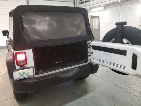 Used 2017 Jeep Wrangler Unlimited Sport w/ Quick Order Package 24S image 7