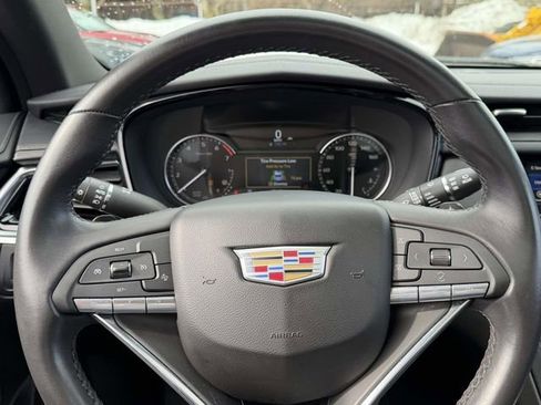 Certified 2024 Cadillac XT6 Luxury image 32