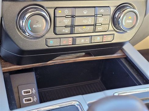 Certified 2020 Ford F150 Lariat w/ Trailer Tow Package image 21