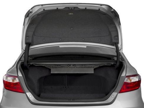 Certified 2017 Toyota Camry XLE image 12