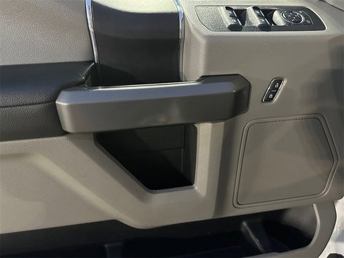 Used 2019 Ford F150 XLT w/ Equipment Group 301A Mid image 10