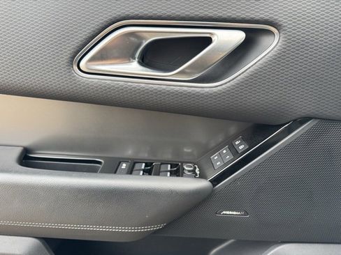 Used 2021 Land Rover Range Rover Velar S image 11