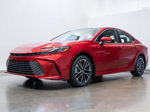 New 2026 Toyota Camry XLE image 3