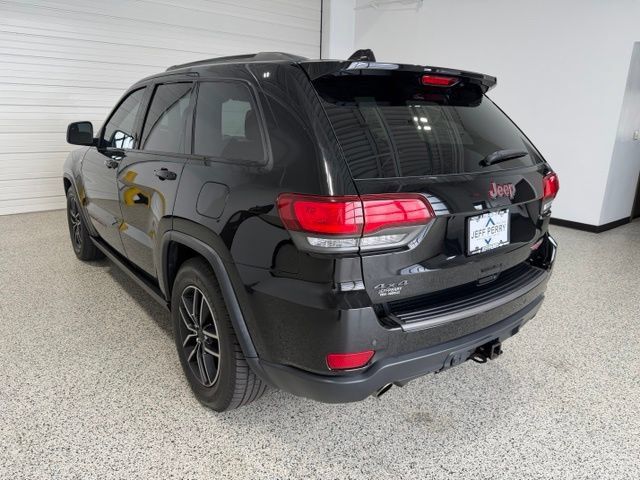 Used 2019 Jeep Grand Cherokee Trailhawk w/ Trailhawk Luxury Group AWD/4WD image 5