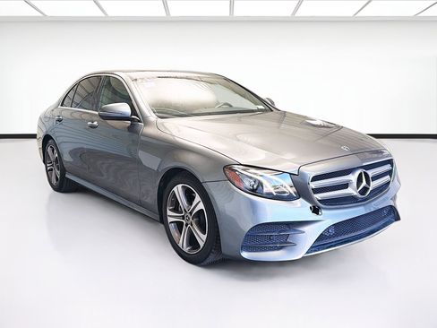 Used 2019 Mercedes-Benz E 300 w/ Premium 1 Package image 3
