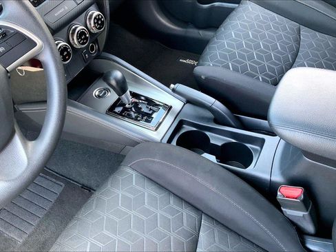 Used 2025 Mitsubishi Outlander Sport ES AWD/4WD image 14
