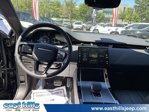 Used 2024 Land Rover Range Rover Evoque Dynamic SE AWD/4WD image 19